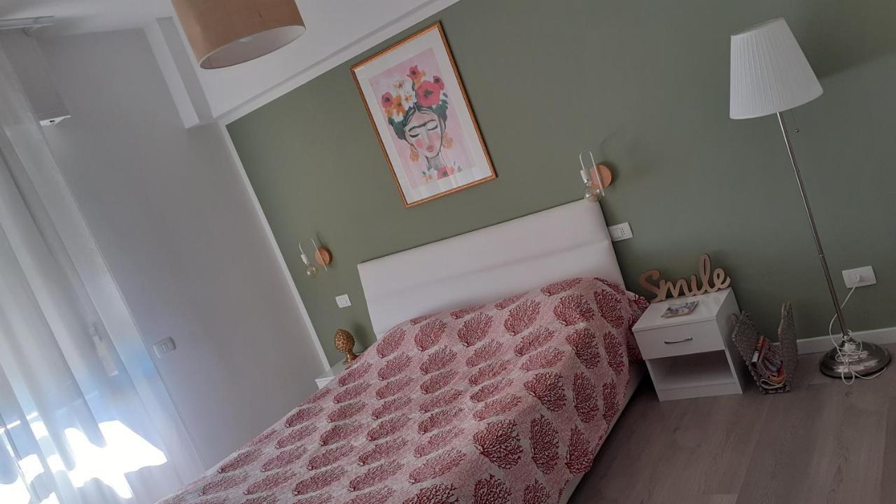 Casa Di Kiki Hotell Finale Ligure Exteriör bild